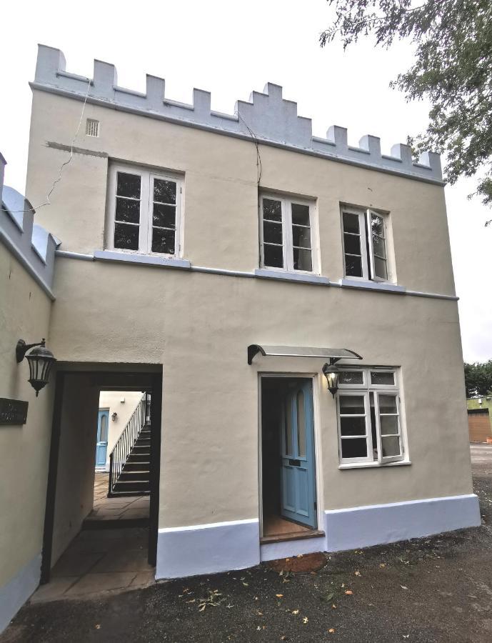Castle Annexe From 3 Nights Lägenhet Torquay Exteriör bild